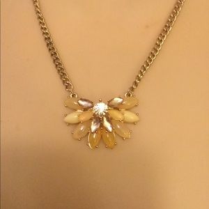 Beautiful rhinestone necklace vintage style